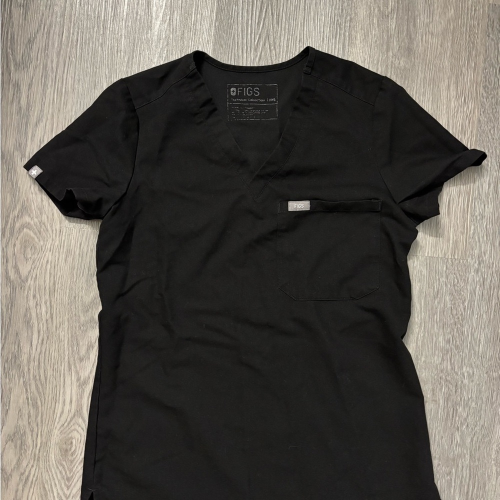 FIGS Catarina One-Pocket Scrub Top